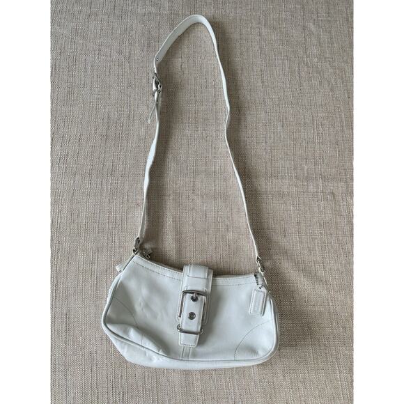 COACH Vintage White Leather Baguette Bag - Picture 3 of 11